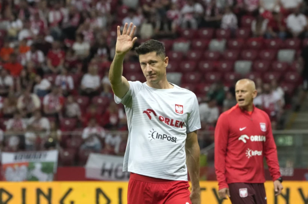 Polens skadade anfallare Robert Lewandowski missar premiären i Euro 2024